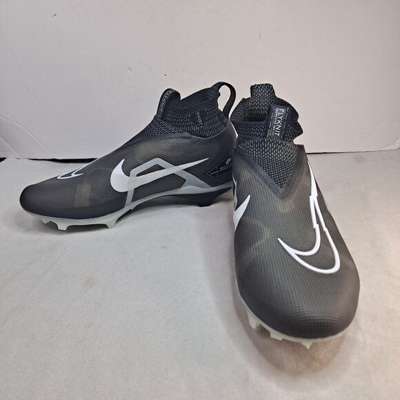 Nike Men's Size 12W Alpha Menace Elite 3 Flyknit Football Cleats Black Iron Grey - Picture 1 of 11